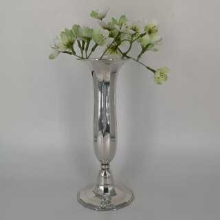 Antike Vase in Silber - Annodazumal Antikschmuck: Art Deco Vase in Silber kaufen