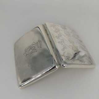 Antique cigarette case in silver from the Wilhelminian period with coat of arms
