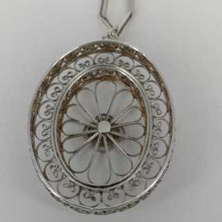 Beautiful silver filigree pendant incl. long chain
