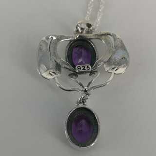 Beautiful pendant in silver with amethyst and chain in art nouveau style