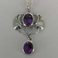 Beautiful pendant in silver with amethyst and chain in art nouveau style