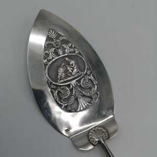 Antique Pie Lifter in Silver with Mythological Depiction from Olympus