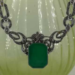 Art Deco Silber Collier mit grünem Achat und Markasiten