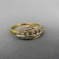 Delicate Art Deco diamond ring in gold