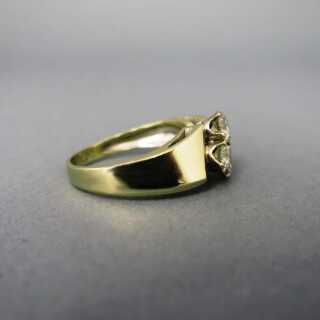 Schöner Damen Band Ring mit Brillanten in Weißgold modernes frisches Design